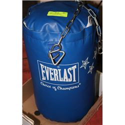 EVERLAST PUNCHING BAG