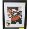 Image 1 : ERIC LINDROS FRAMED AUTOGRAPH