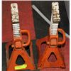 Image 1 : 2 HEAVY DUTY JACKS