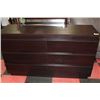 Image 2 : 6 DRAWER ESPRESSO DRESSER WITH MISMATCHED MIRROR