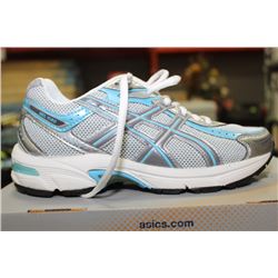 ASICS SIZE 5 WOMANS RUNNERS