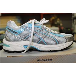 ASICS SIZE 6 1/2 WOMANS RUNNERS