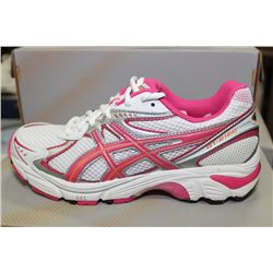 ASICS SIZE 5 1/2 WOMANS RUNNERS