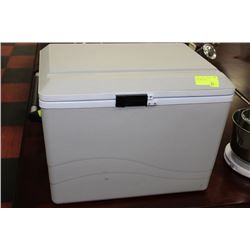 KOOLATRON ELECTRIC COOLER W BOTH CORDS