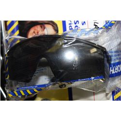 CASE OF NORTH SAFETY GLASSES SMOKE LENS