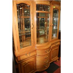 OAK 2 PIECE BUFFET AND HUTCH