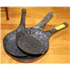 Image 1 : 3 PC GRANITE WARE PAN SET