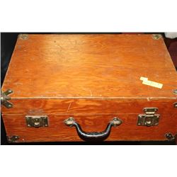ANTIQUE HANDMADE WW1 WOOD STORAGE TRUNK