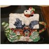 Image 1 : ESTATE CHRISTMAS CERAMIC TEAPOT