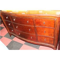 SHOWHOME DELUXE 9 DRAWER DRESSER