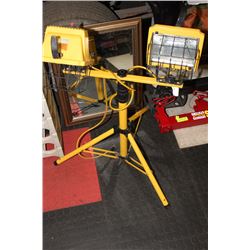 DUAL LIGHT WORK STAND