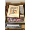 Image 1 : TRAY OF FRAMED PICTURES