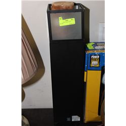 DECORATIVE CANDLE WITH HOLDER