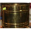 Image 1 : LARGE DECORATIVE BRASS POT