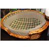 Image 1 : WICKER DOG BED