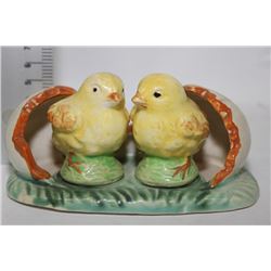 CHICKENS IN EGG SALT & PEPPER SHAKERS