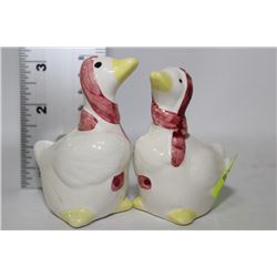 GEESE SALT & PEPPER SHAKERS