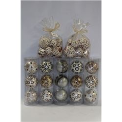 BOX OF SHOWHOME DECORATIVE BALLS