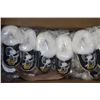 Image 1 : BOX OF 12 PAIRS OF SNOOPY SLIPPERS