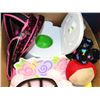 Image 1 : BOX WITH STUFFED ANIMALS AND BACKPACK