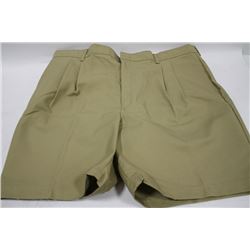 HIGHLAND SHORTS SZ 42