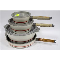 SET OF 'WEST BEND' POTS