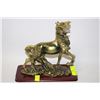 Image 1 : GOLD TONE HORSE FIGURING ON WOODEN STAND
