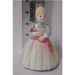 ROYAL DOULTON RAG DOLL PORCELIAN FIGURE HN242