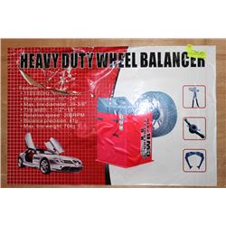 HEAVY DUTY WHEEL BALANCER