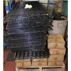 PALLET OF GRID DISPLAY RACKING W HOOKS