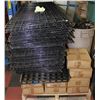 Image 1 : PALLET OF GRID DISPLAY RACKING W HOOKS
