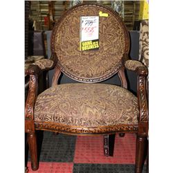 VINTAGE STYLE WOOD AND FABRIC ACCENT CHAIR