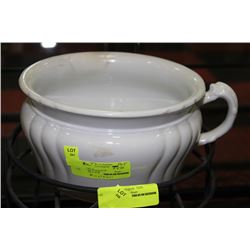 JOHNSON BROS. ENGLISH THUNDER POT