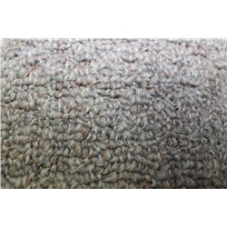 CARPET ROLL END ON CHOICE