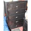 Image 3 : 5 PIECE WOOD TONE QUEEN BEDROOM SET INCLUDES
