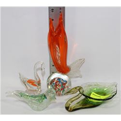 FLAT OF ART GLASS ANIMALS