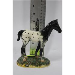 ROYAL DOULTAN DECORATIVE HORSE ORNAMENT