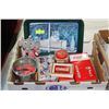 Image 1 : TRAY OF COCA COLA COLLECTIBLES