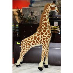 LARGE GIRAFFE STUFFED ANIMAL