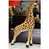 Image 1 : LARGE GIRAFFE STUFFED ANIMAL