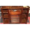 Image 1 : SOLID WOOD ENTERTAINMENT CABINET