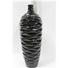 Image 1 : BLACK DESIGNER VASE