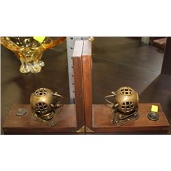 PAIR OF WOOD BOOK ENDS