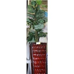 ARTIFICIAL PLANT IN TALL WOVEN PLANT POT