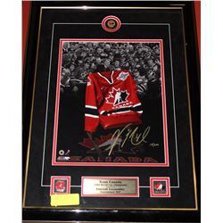 TEAM CANADA 2004 AUTOGRAPHED VINCENT LECAVALIER