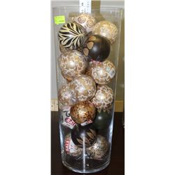 LARGE GLASS VASE W DECORATIVE BALLS
