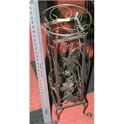 WROUGHT IRON PLANT STAND