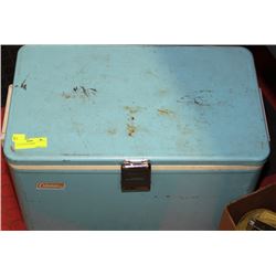 VINTAGE BLUE COOLER