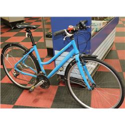SHIMANO 18 SPD LADIES BIKE