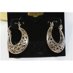 SILVER EARRING .925% 5.6G